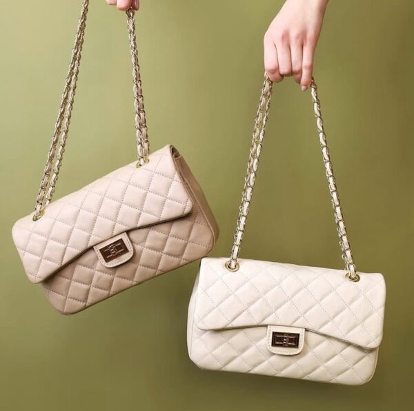 Modèle Elegancia Taupe clair
Cuir de vachette fabrication 🇮🇹 – Image 4