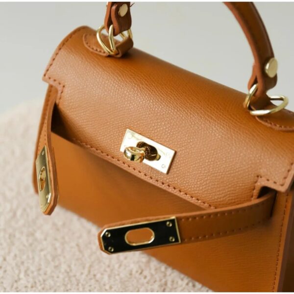 Modèle Kelly - Cuir de vachette 🇮🇹
Camel – Image 3