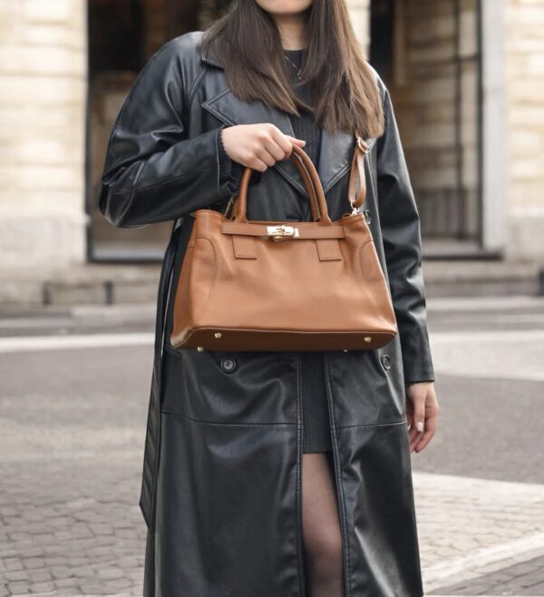 Modèle Sylvia en cuir de vachette 🇮🇹 Camel – Image 5