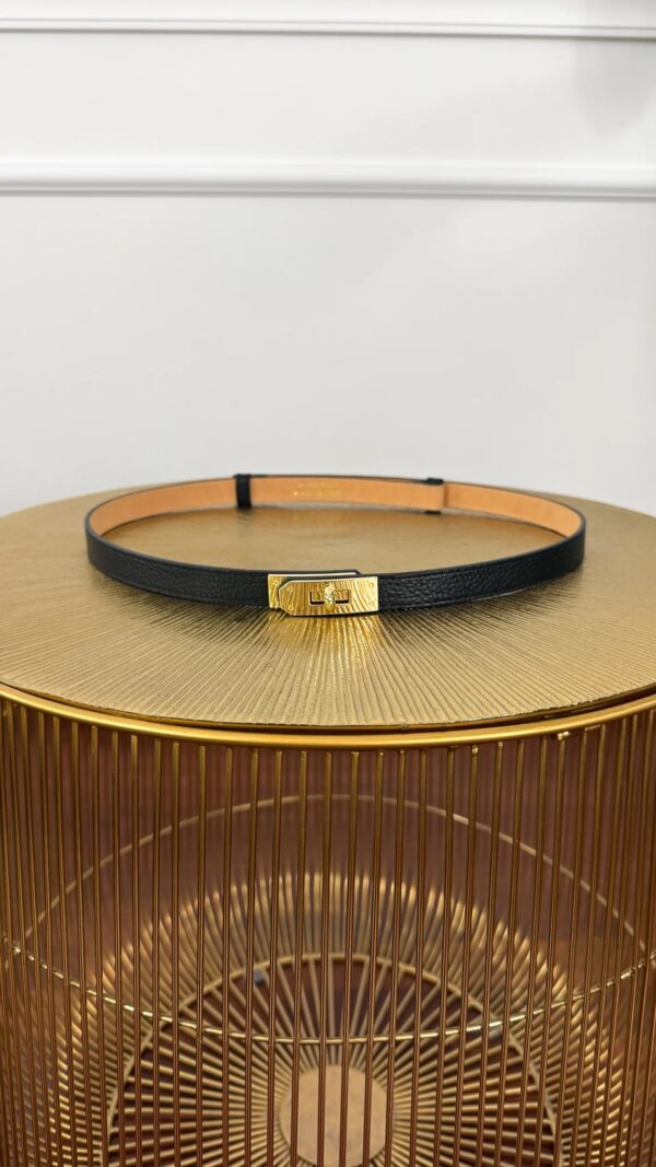Ceinture inspiration H en cuir véritable 🇮🇹 
Noir – Image 5